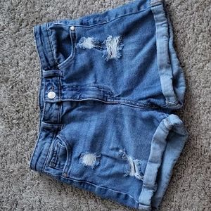 Cat and Jack girls distressed shorts size 10/12